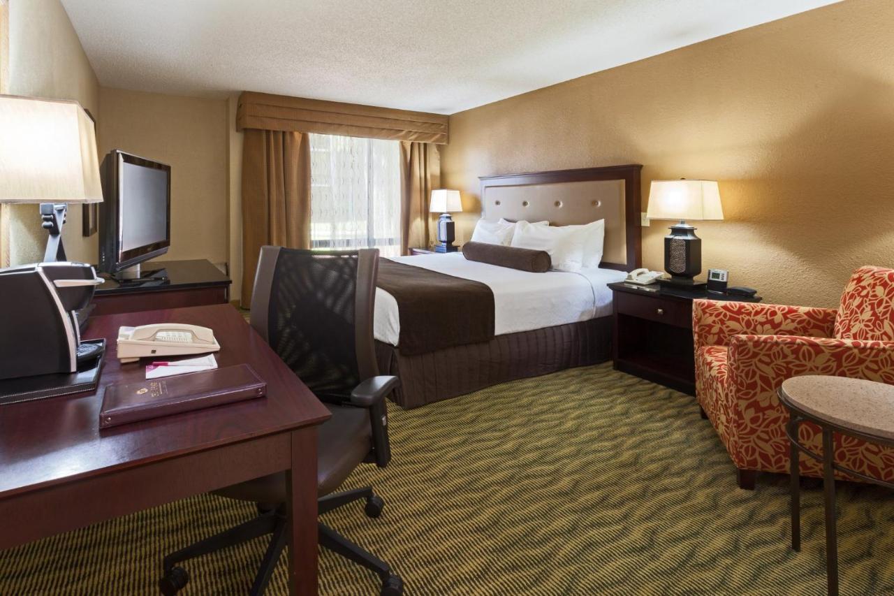 คราวน์ พลาซา แจ็คสันวิลล์แอร์พอร์ต Hotel แจ็กสันวิลล์ ภายนอก รูปภาพ